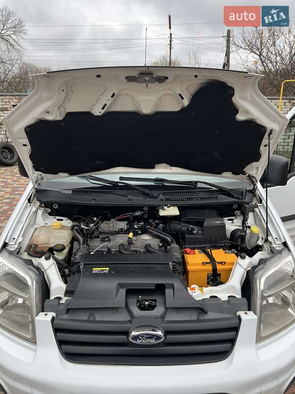 Вантажний фургон Ford Transit Connect 2012 в Богодухіву фото 12 Вантажний фургон Ford Transit Connect 2012 в Богодухіву