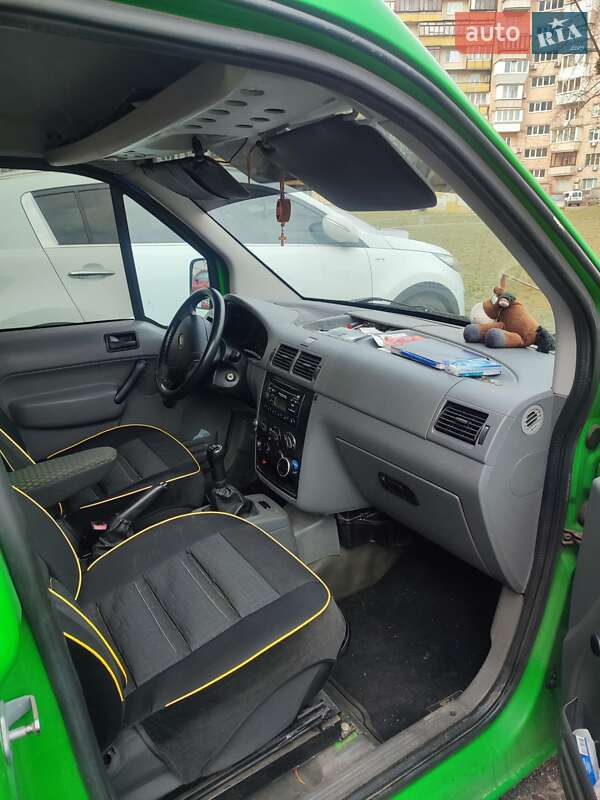Мінівен Ford Transit Connect 2005 в Києві