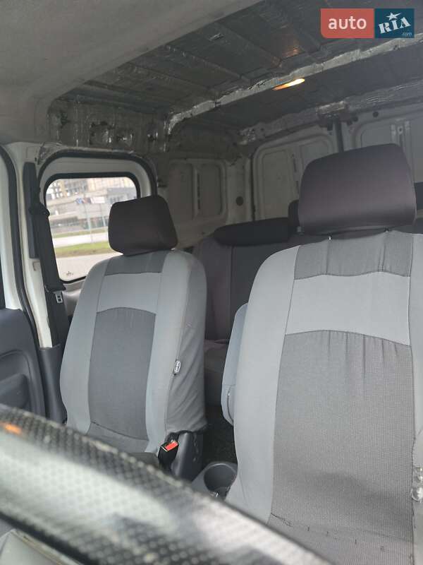 Мінівен Ford Transit Connect 2008 в Луцьку
