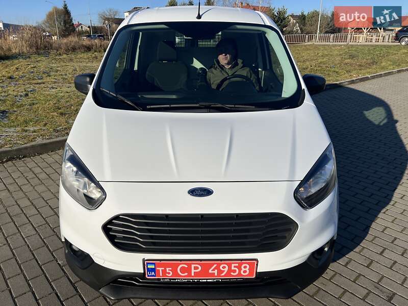 Грузовой фургон Ford Transit Connect 2020 в Львове