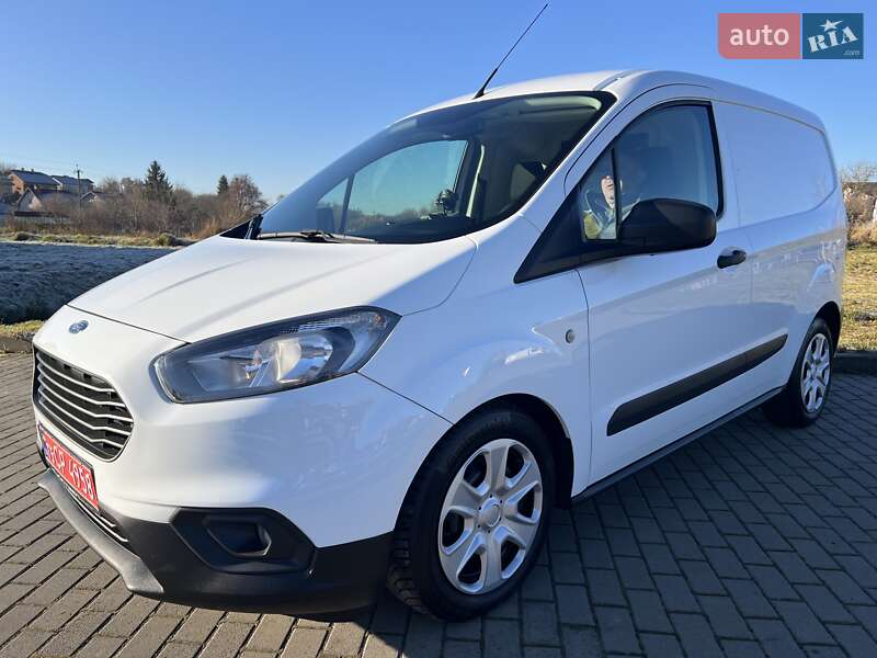 Грузовой фургон Ford Transit Connect 2020 в Львове