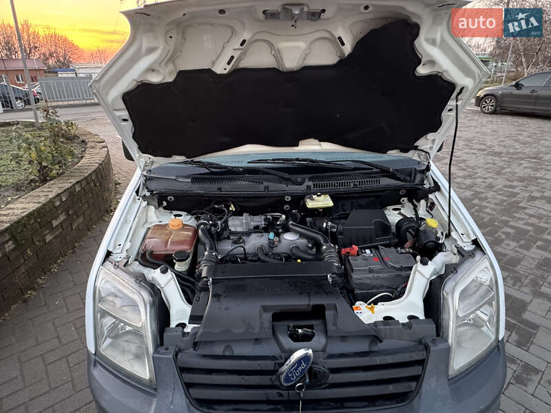 Інші вантажівки Ford Transit Connect 2011 в Дніпрі фото 30 Інші вантажівки Ford Transit Connect 2011 в Дніпрі