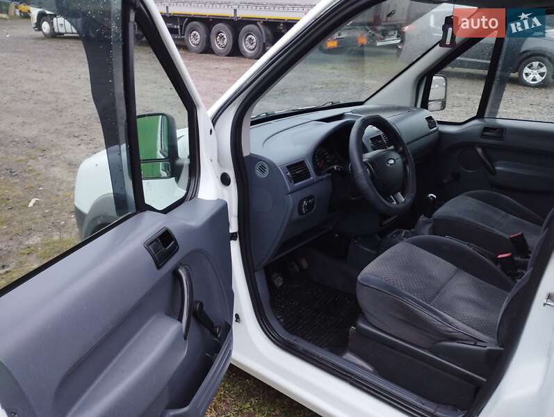 Минивэн Ford Transit Connect 2006 в Ровно