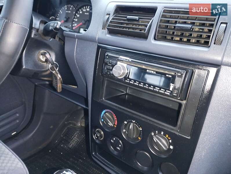 Минивэн Ford Transit Connect 2006 в Ровно