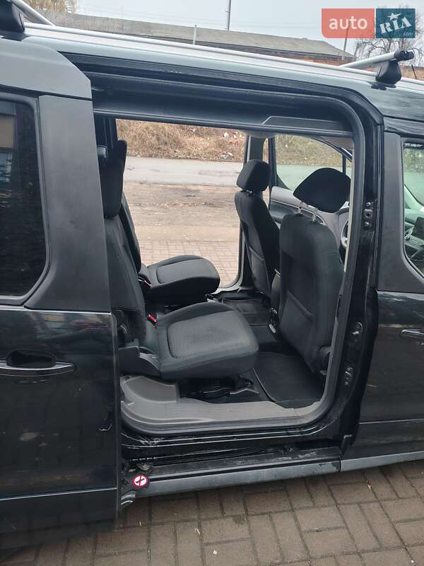 Мінівен Ford Transit Connect 2019 в Рівному фото 17 Мінівен Ford Transit Connect 2019 в Рівному