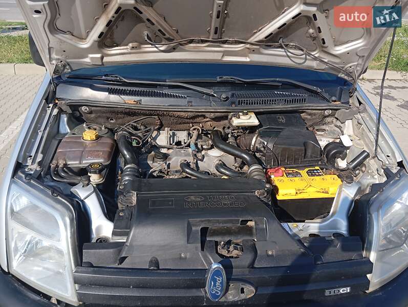Грузовой фургон Ford Transit Connect 2007 в Ужгороде