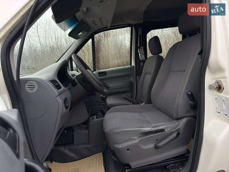 Минивэн Ford Transit Connect 2003 в Черновцах