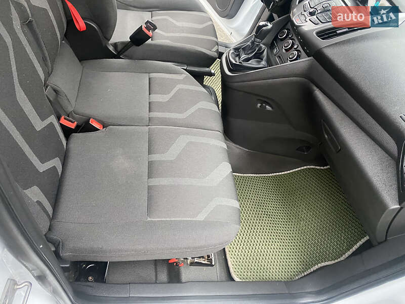 Грузовой фургон Ford Transit Connect 2015 в Борисполе фото 14 Грузовой фургон Ford Transit Connect 2015 в Борисполе