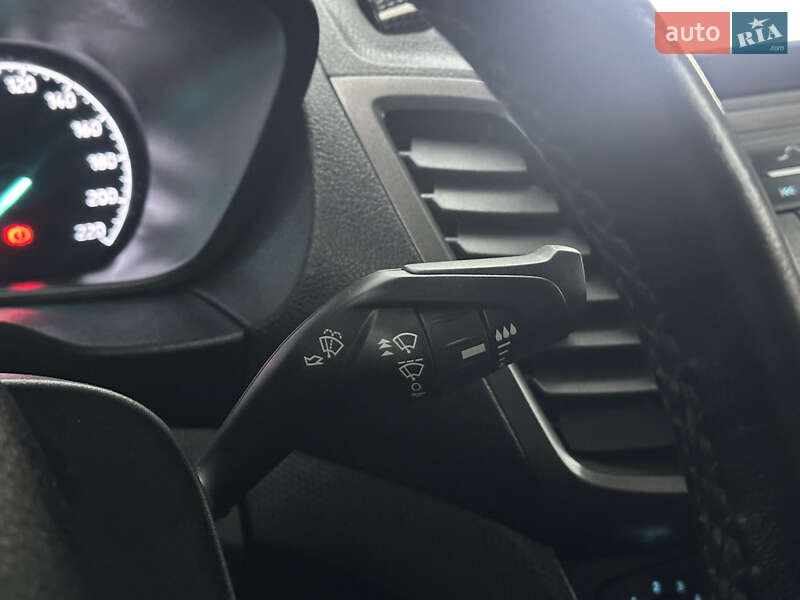 Грузовой фургон Ford Transit Connect 2019 в Киеве