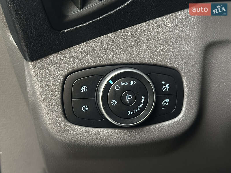 Грузовой фургон Ford Transit Connect 2019 в Киеве