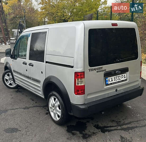 Ford Transit Connect 2004