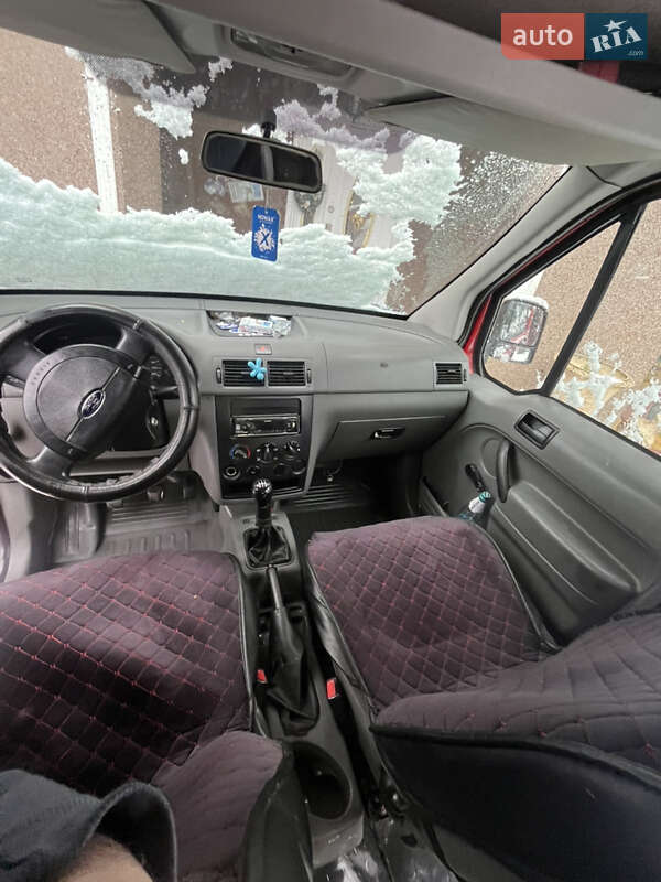 Вантажний фургон Ford Transit Connect 2004 в Тячеві фото 7 Вантажний фургон Ford Transit Connect 2004 в Тячеві
