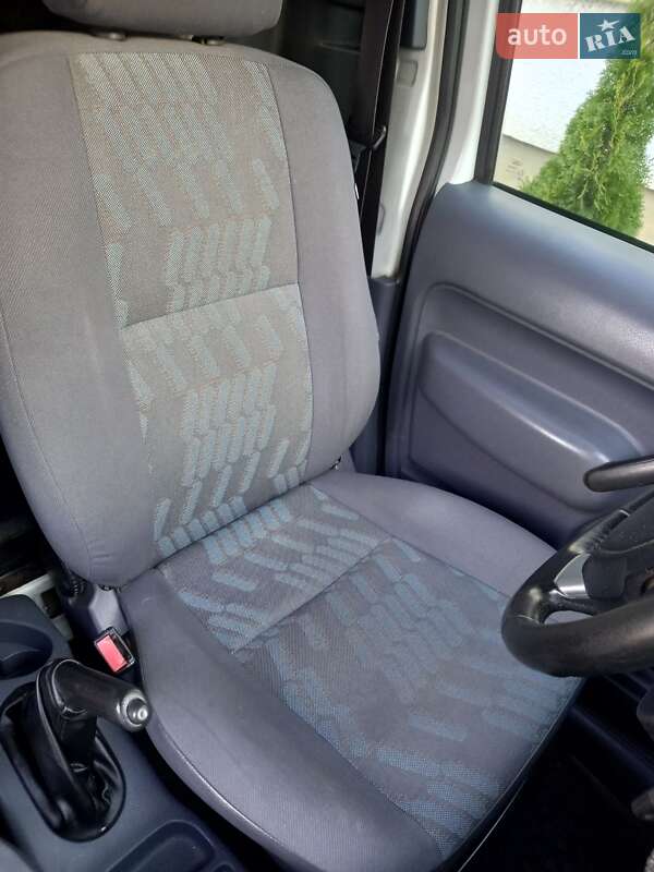 Грузовой фургон Ford Transit Connect 2007 в Виноградове