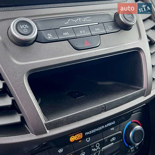 Грузовой фургон Ford Transit Connect 2019 в Киеве фото 34 Грузовой фургон Ford Transit Connect 2019 в Киеве