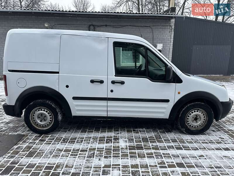 Грузовой фургон Ford Transit Connect 2006 в Александрие
