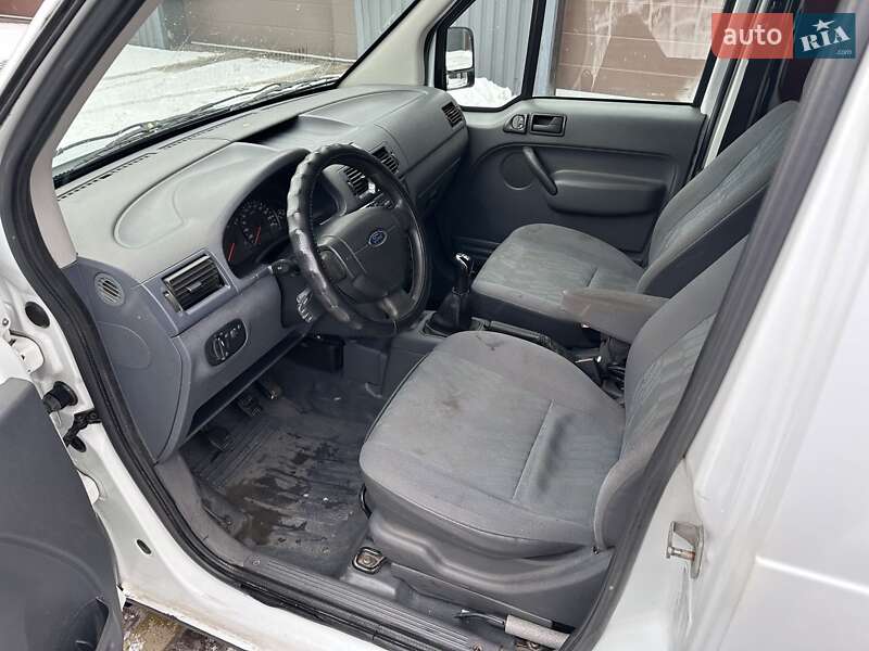 Грузовой фургон Ford Transit Connect 2006 в Александрие