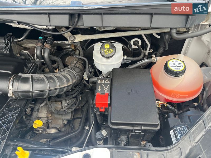 Вантажний фургон Ford Transit Connect 2014 в Царичанці