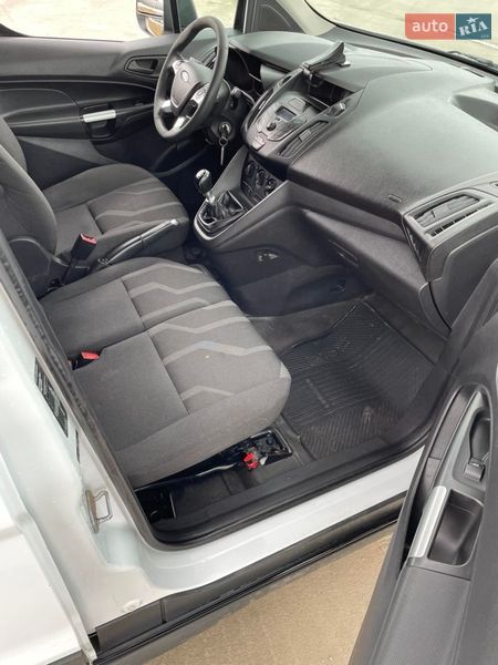 Вантажний фургон Ford Transit Connect 2015 в Монастирищеві