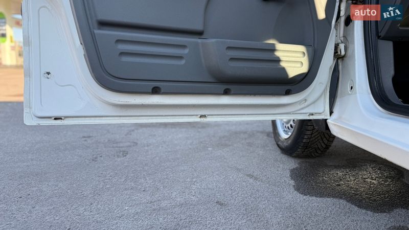 Мінівен Ford Transit Connect 2005 в Житомирі