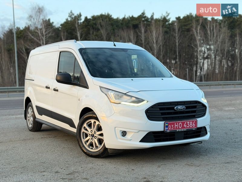 Вантажний фургон Ford Transit Connect 2022 в Радивиліві