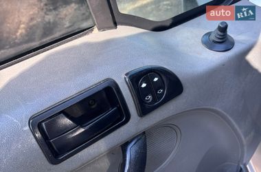 Минивэн Ford Transit Connect 2002 в Буче