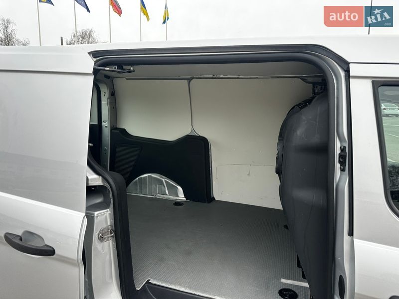 Грузовой фургон Ford Transit Connect 2015 в Житомире фото 13 Грузовой фургон Ford Transit Connect 2015 в Житомире