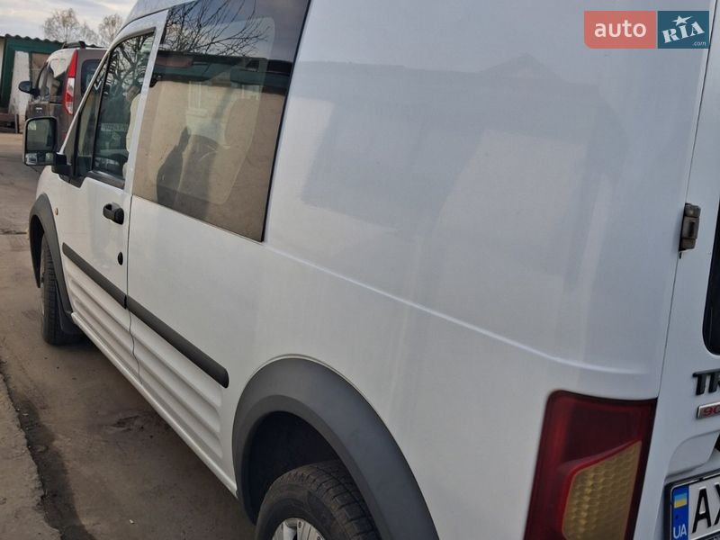 Грузовой фургон Ford Transit Connect 2012 в Краснограде