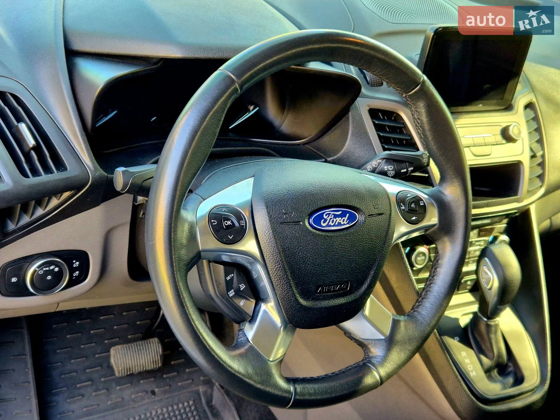 2018 Ford Transit Connect - мініатюра 23
