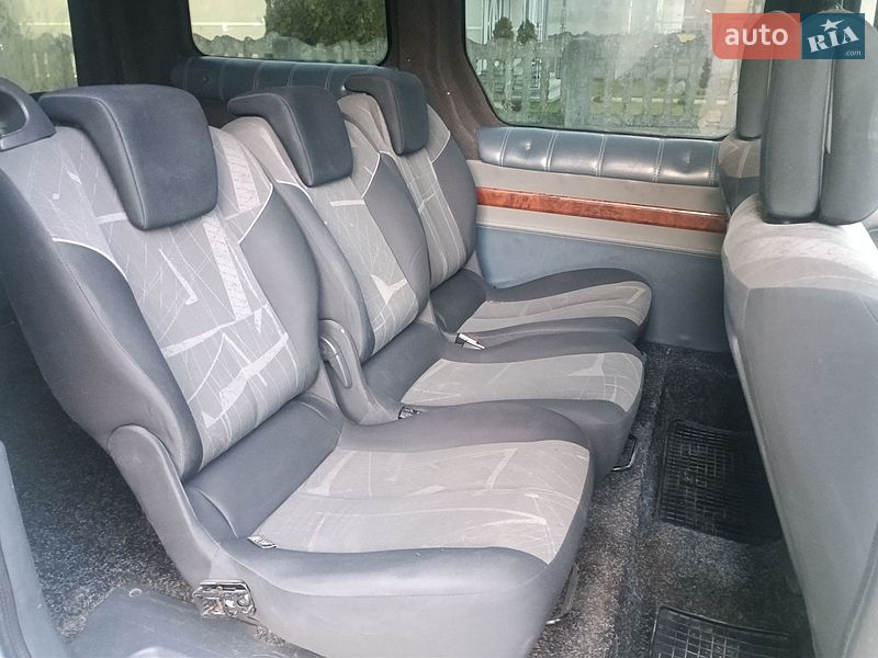 Мінівен Ford Transit Connect 2010 в Снятині