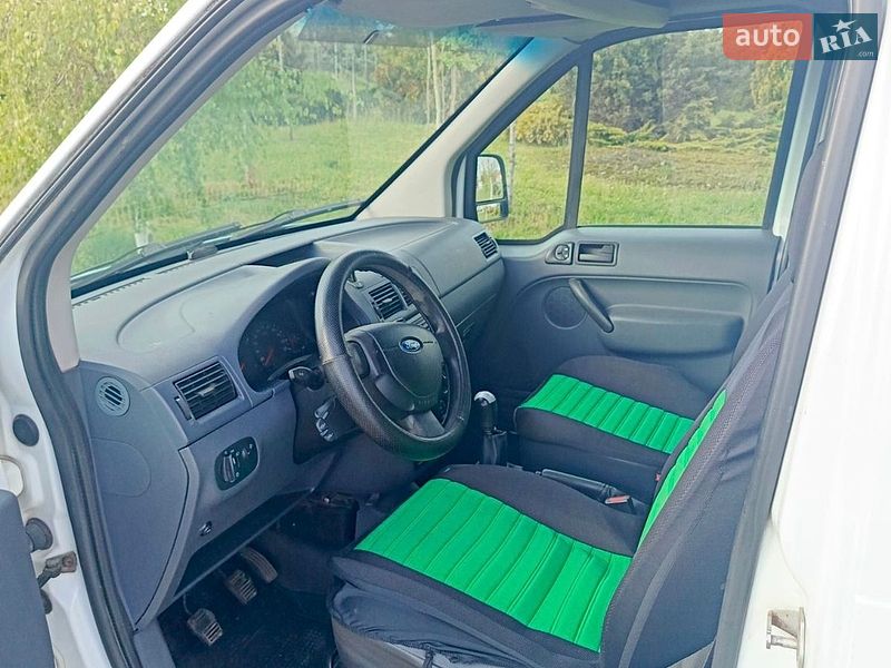 Вантажний фургон Ford Transit Connect 2007 в Дніпрі