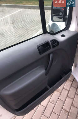 Минивэн Ford Transit Connect 2003 в Ильинцах