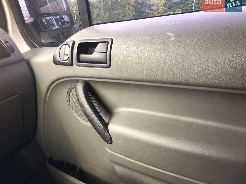 Минивэн Ford Transit Connect 2003 в Ильинцах