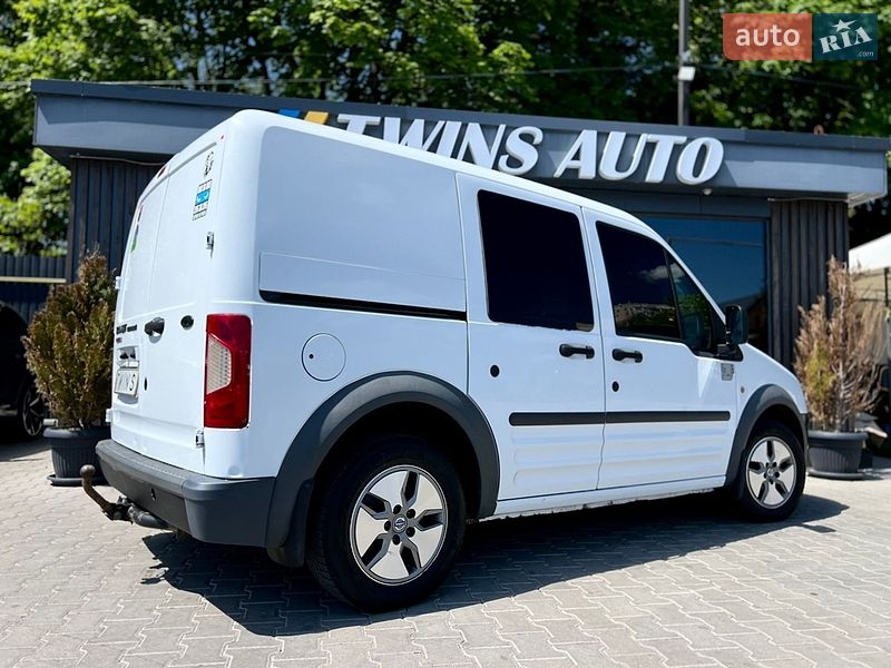 Вантажний фургон Ford Transit Connect 2011 в Одесі
