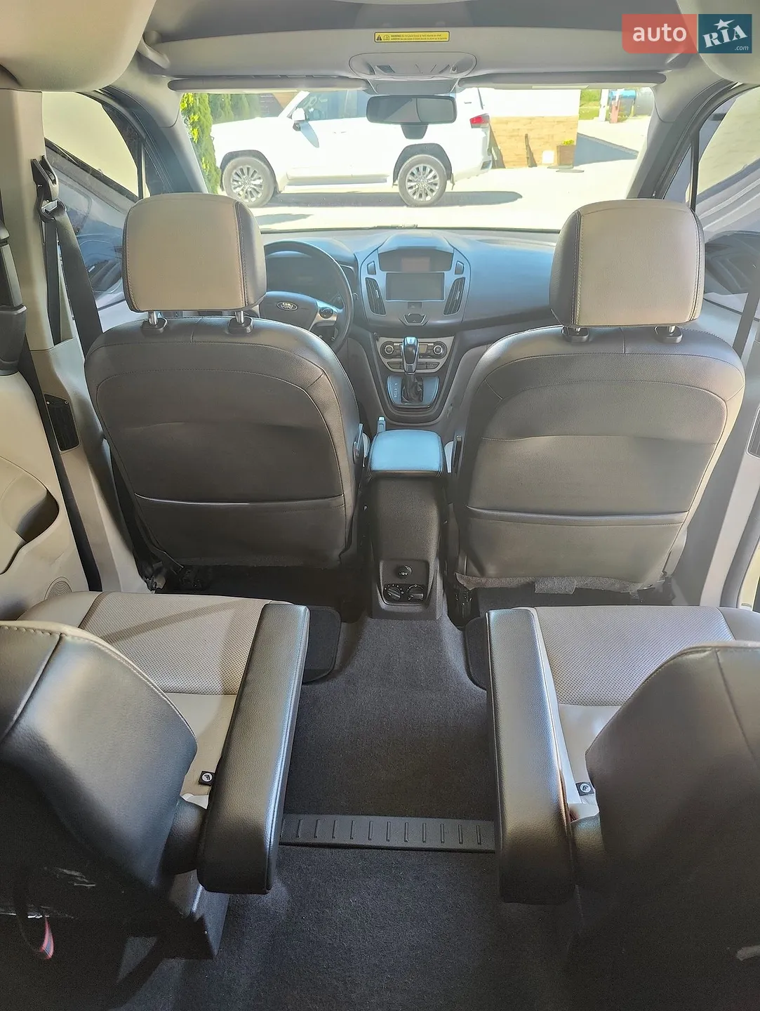 2015 Ford Transit Connect - мініатюра 28
