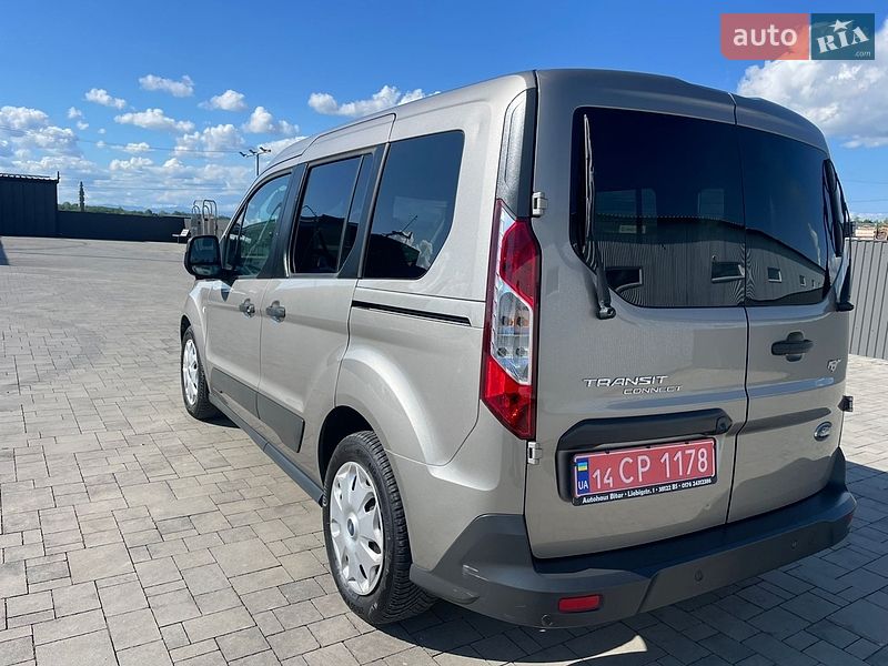 Минивэн Ford Transit Connect 2016 в Ивано-Франковске