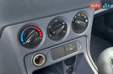 Грузовой фургон Ford Transit Connect 2009 в Ровно