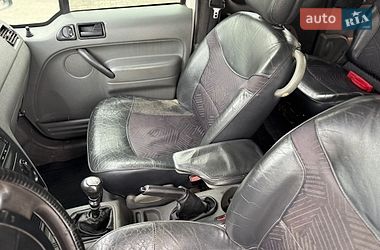 Мінівен Ford Transit Connect 2004 в Звягелі фото 19 Мінівен Ford Transit Connect 2004 в Звягелі