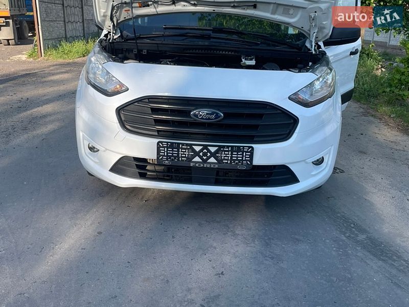 Вантажний фургон Ford Transit Connect 2021 в Дубні