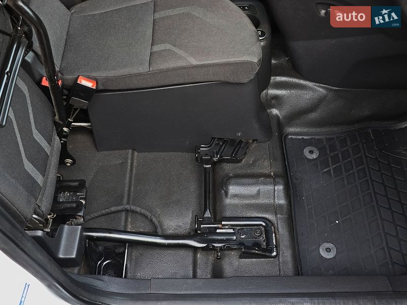 Грузовой фургон Ford Transit Connect 2016 в Кременчуге