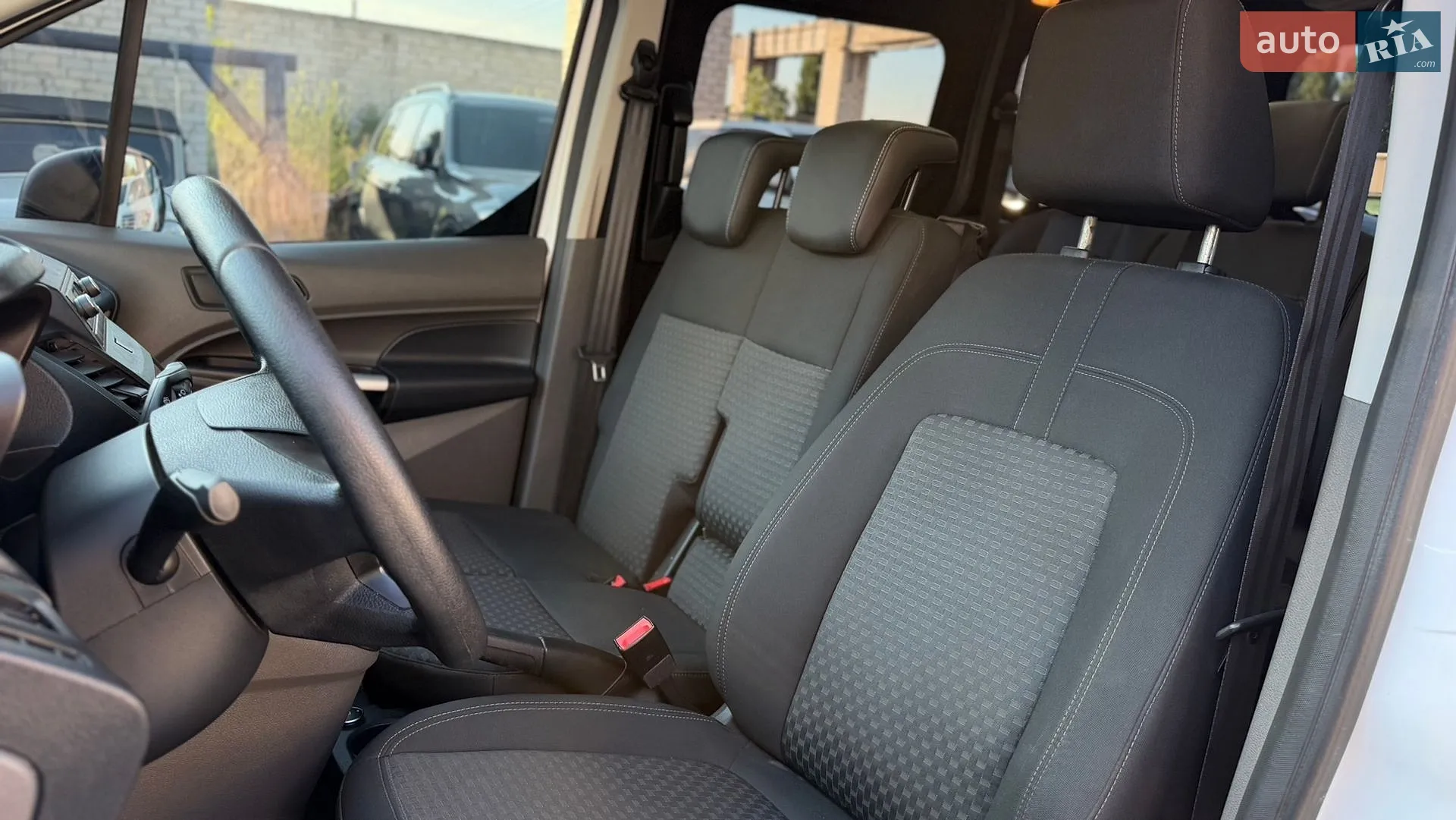 2018 Ford Transit Connect - мініатюра 19
