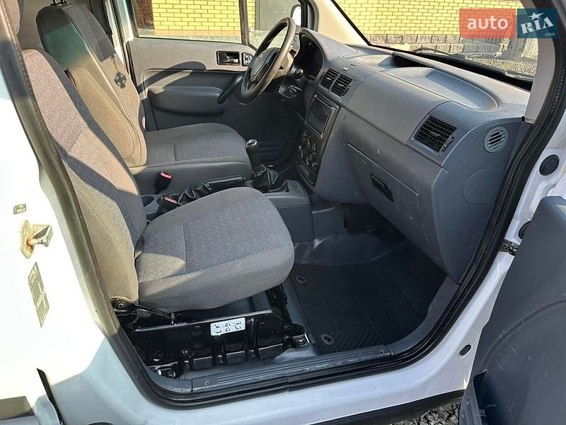 Грузовой фургон Ford Transit Connect 2007 в Камне-Каширском
