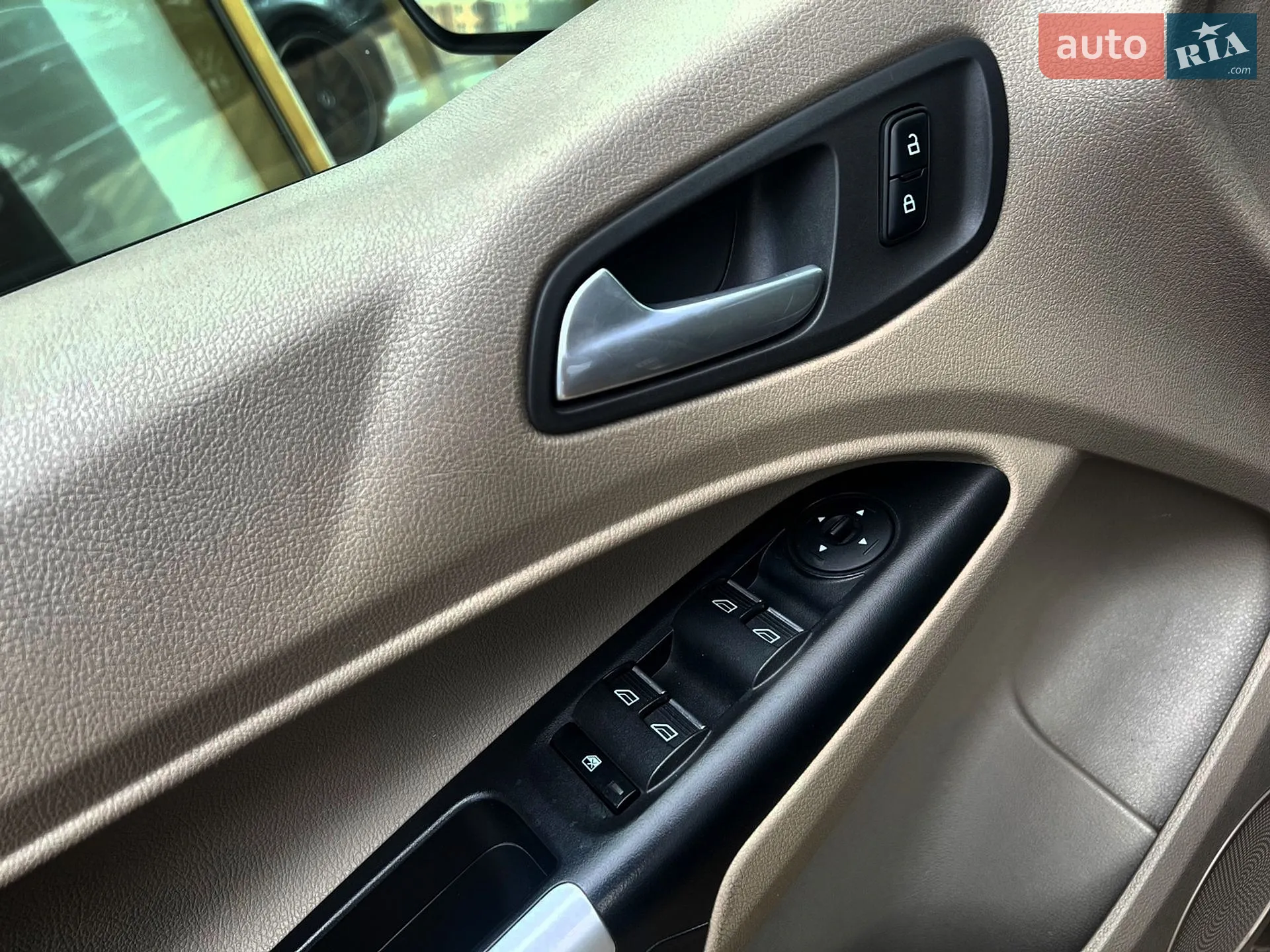 2015 Ford Transit Connect - мініатюра 10