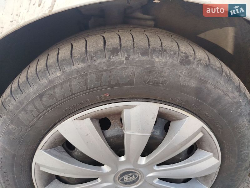 Минивэн Ford Transit Connect 2015 в Луцке