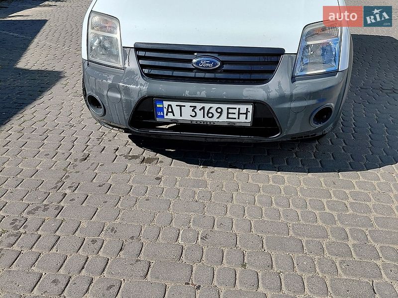 Минивэн Ford Transit Connect 2010 в Долине