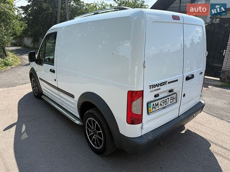Грузовой фургон Ford Transit Connect 2009 в Житомире