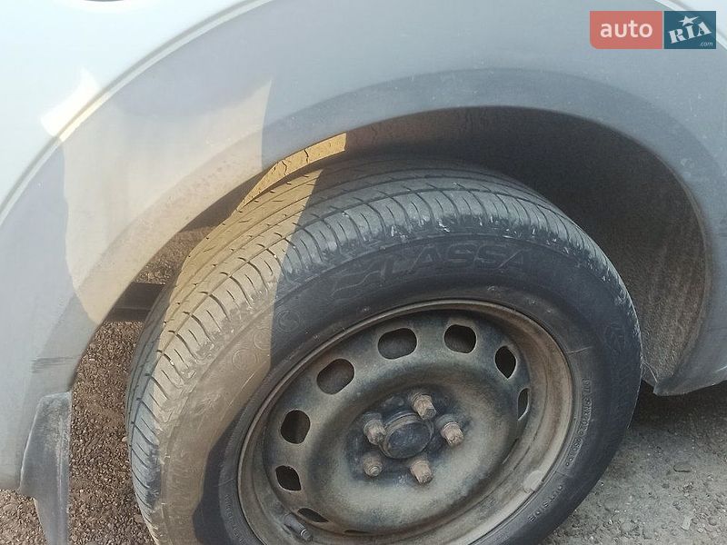 Мінівен Ford Transit Connect 2002 в Чернівцях