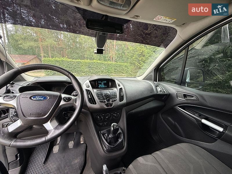 Вантажний фургон Ford Transit Connect 2015 в Кременці