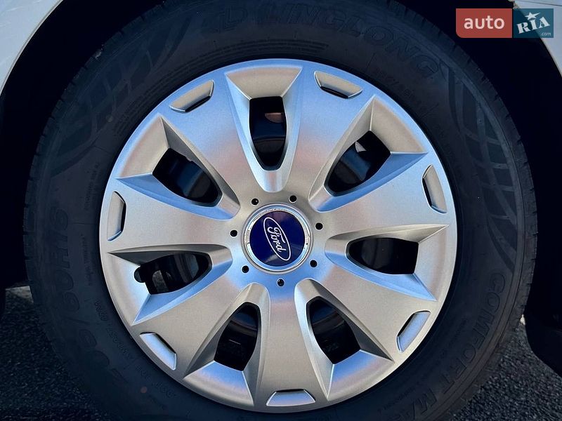 Грузовой фургон Ford Transit Connect 2021 в Киеве фото 14 Грузовой фургон Ford Transit Connect 2021 в Киеве