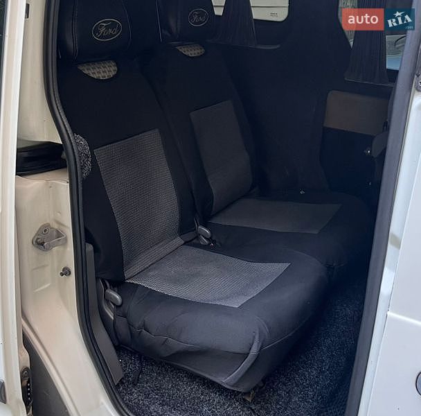 Минивэн Ford Transit Connect 2005 в Черновцах