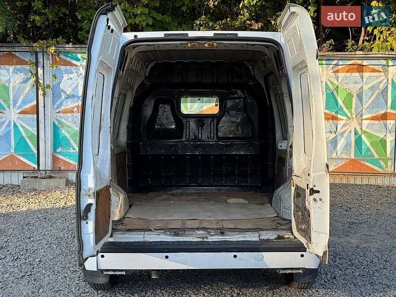 Грузовой фургон Ford Transit Connect 2011 в Киеве